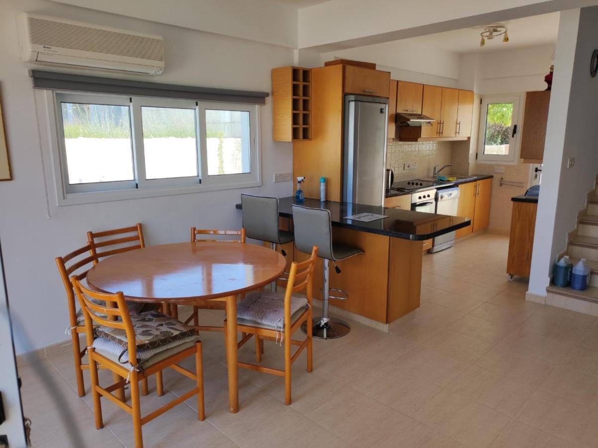 Villa Serapho Paphos Esterno foto