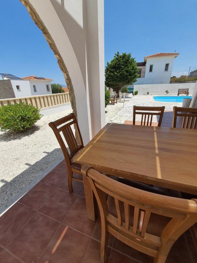 Villa Serapho Paphos Esterno foto